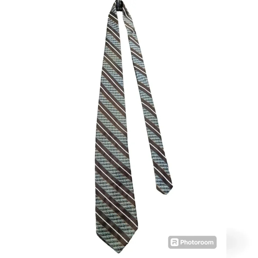 Vintage Superba Mens Brown White Striped Tie Dacron Polyester